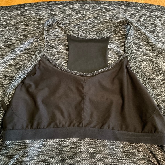 MPG Performance Dress Size XL - Picture 11 of 16